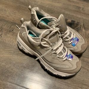 New Sketchers memory foam tennis shoes